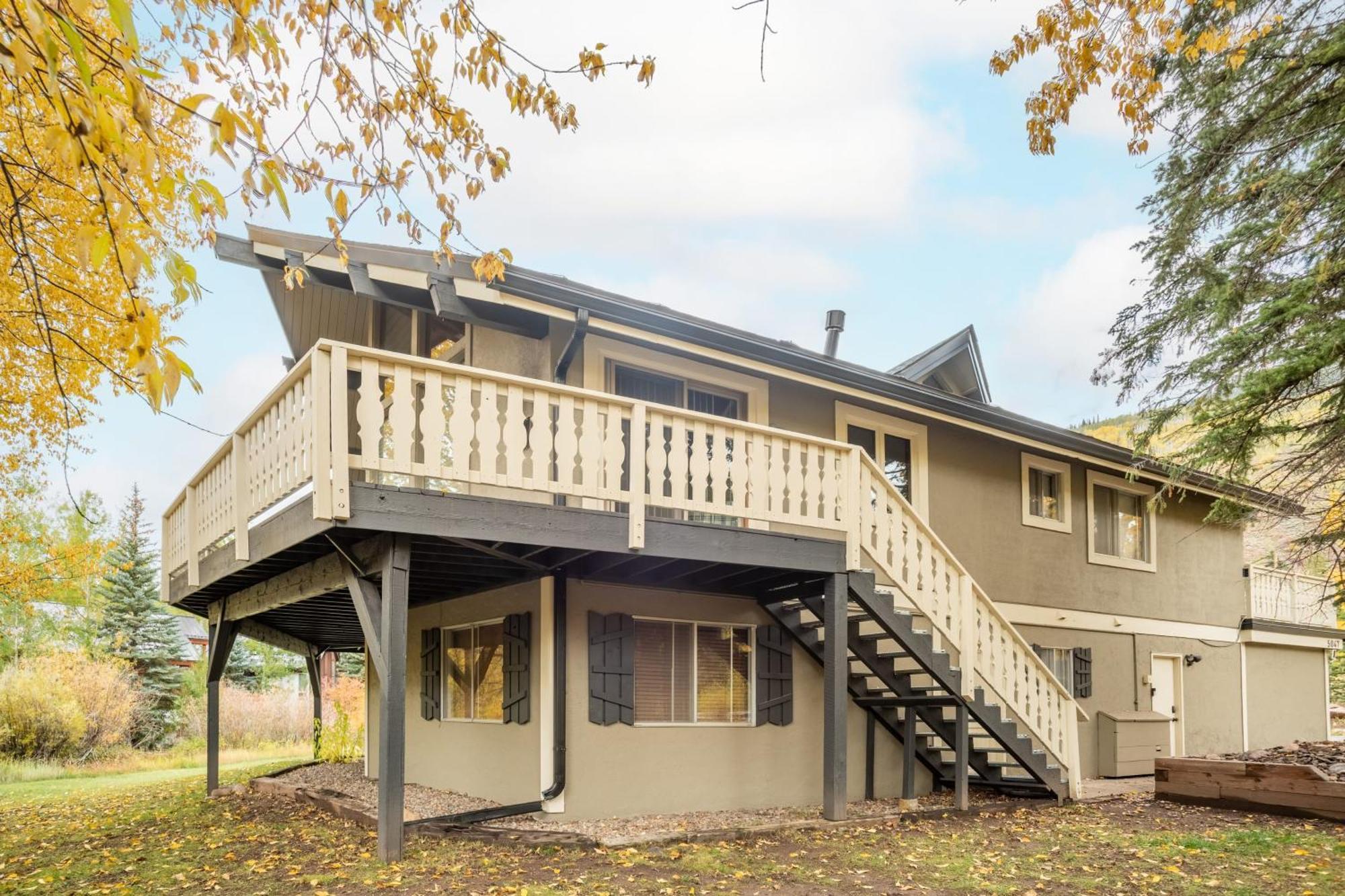 Bighorn By Avantstay Spacious Ski Cabin W Sprawling Porch Views Hot Tub Vail Extérieur photo