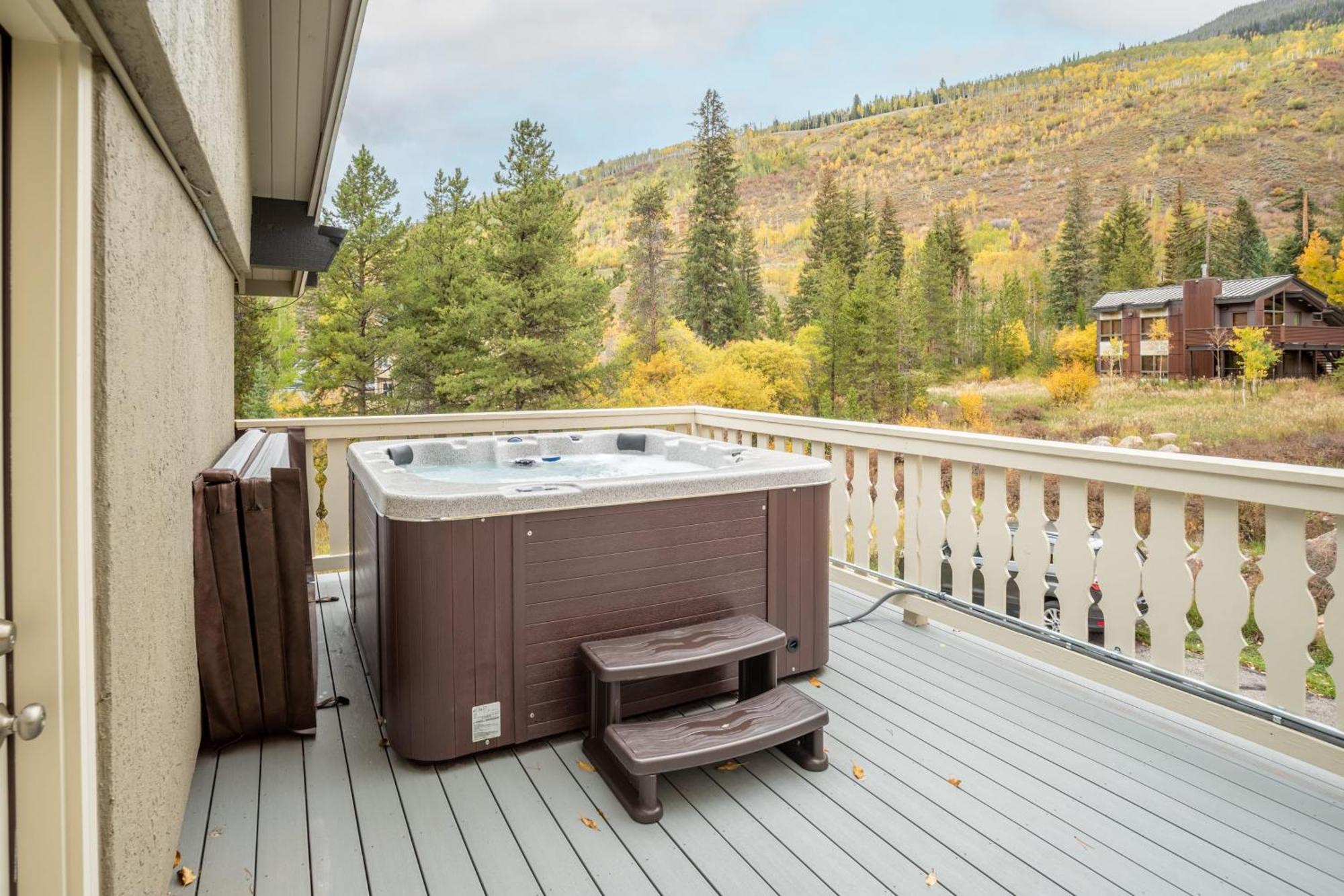 Bighorn By Avantstay Spacious Ski Cabin W Sprawling Porch Views Hot Tub Vail Extérieur photo