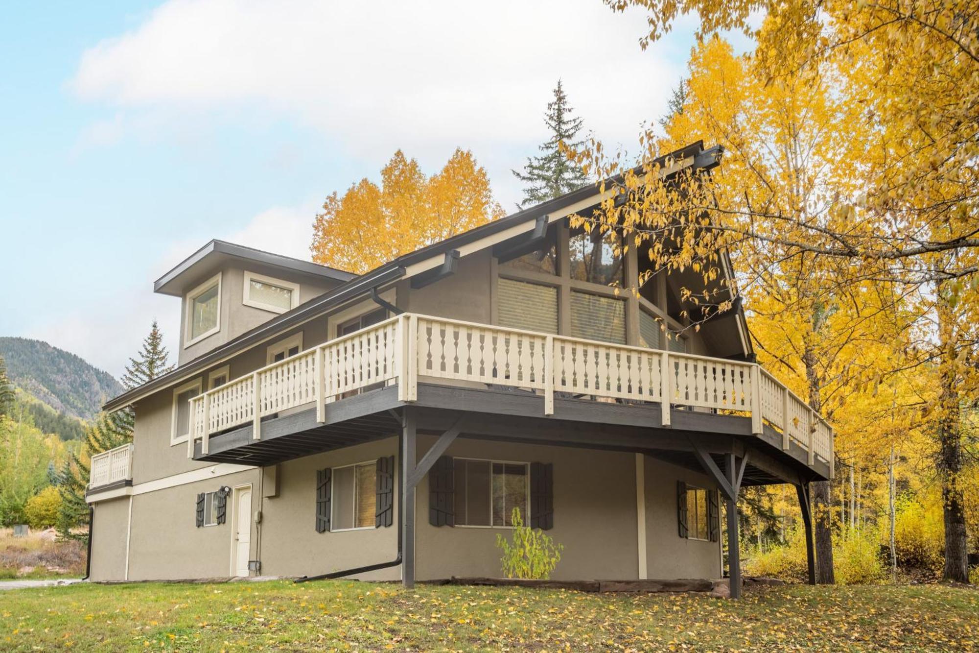 Bighorn By Avantstay Spacious Ski Cabin W Sprawling Porch Views Hot Tub Vail Extérieur photo